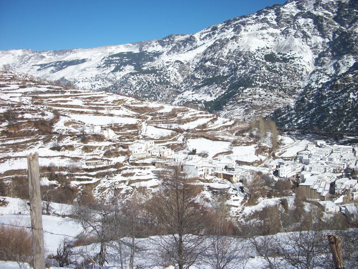 Refugio Alpujarra Alta Bed and Breakfast Trevélez Esterno foto