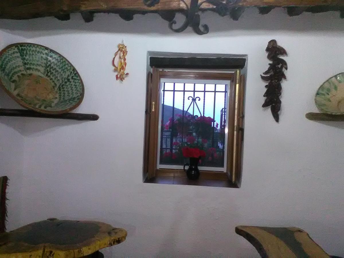 Refugio Alpujarra Alta Bed and Breakfast Trevélez Esterno foto