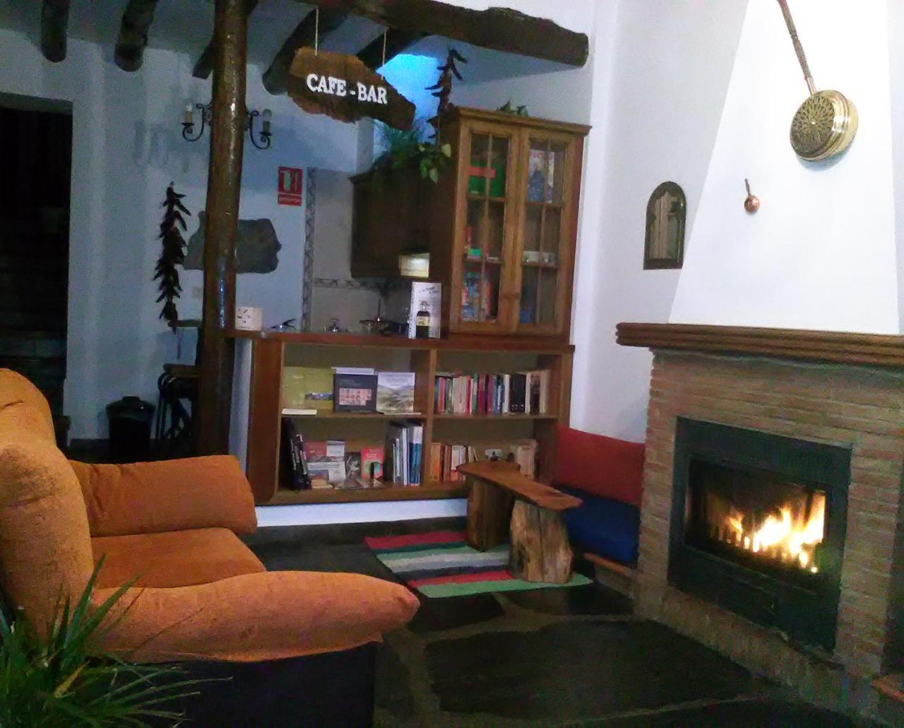 Refugio Alpujarra Alta Bed and Breakfast Trevélez Esterno foto